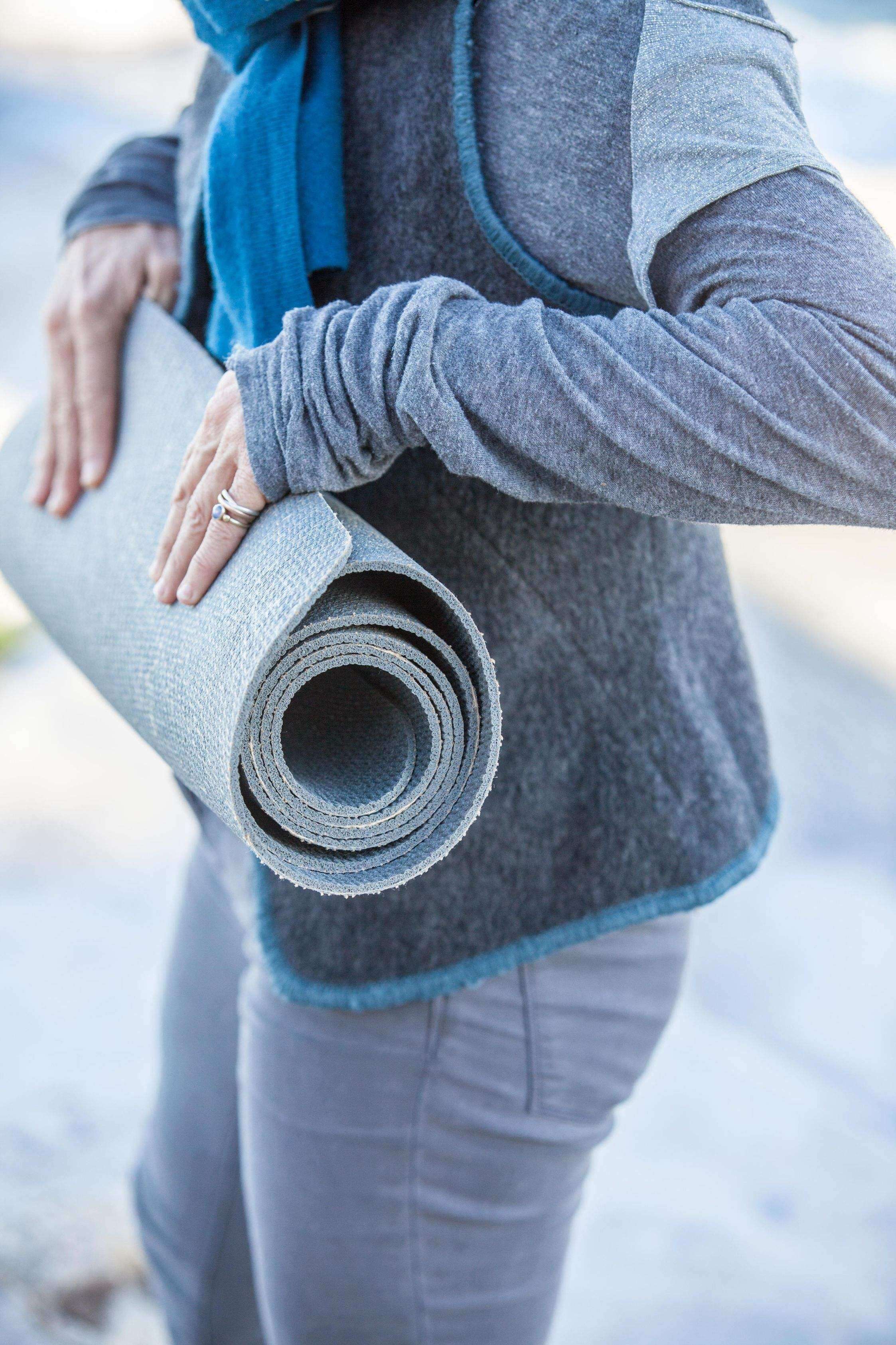 LOVEARTH CHARCOAL TRAVEL YOGA MAT WITHOUT BAG , ugg boots australia, ugg australia, ugg boots