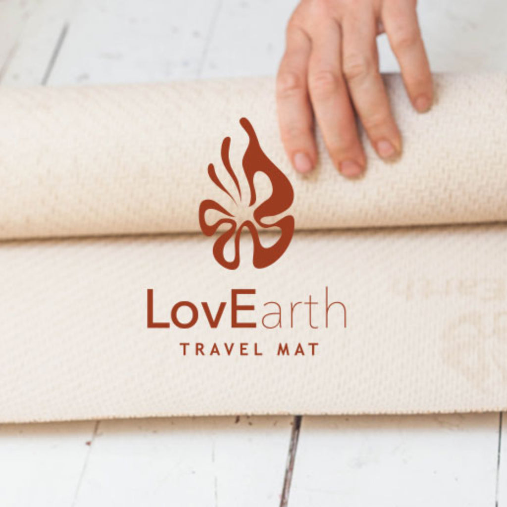 LOVEARTH TRAVEL MAT WITH BAG