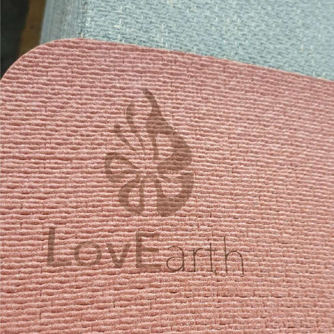 LOVEARTH OCHRE YOGA MAT