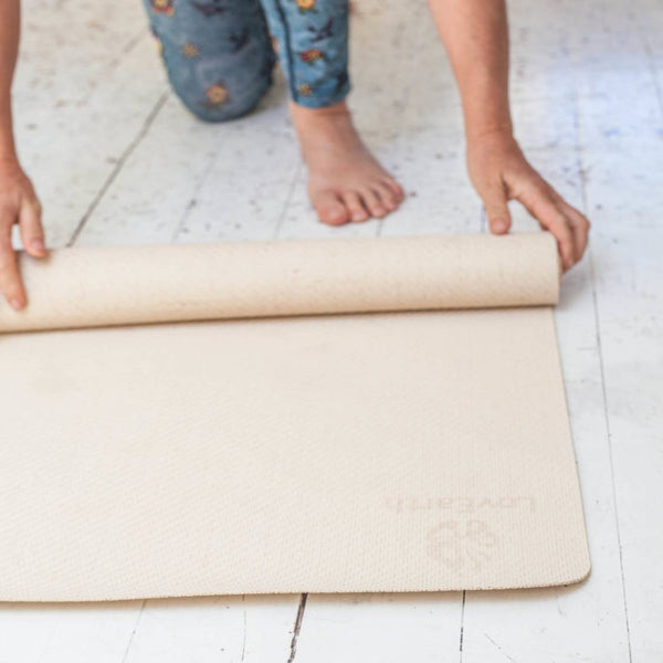 LOVEARTH YOGA MAT WITHOUT BAG